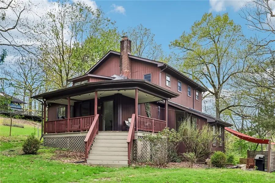 700 Woodland Rd, Bradfordwoods, PA 15015 - #2