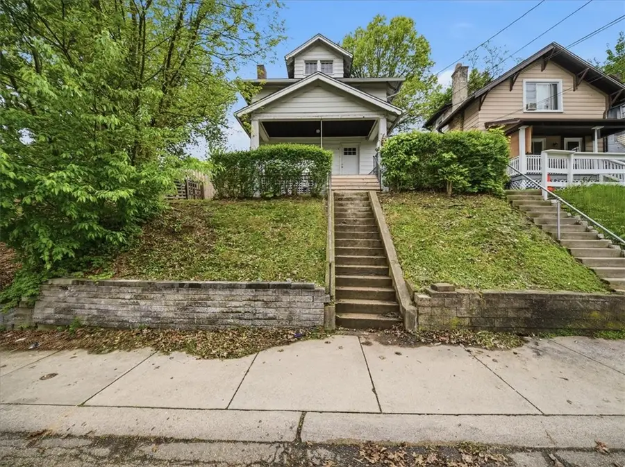 516 West End Ave, Coraopolis, PA 15108 - #2
