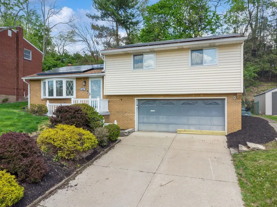 447 Saratoga Dr, Pittsburgh, PA 15236 - #2