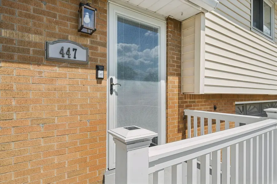 447 Saratoga Dr, Pittsburgh, PA 15236 - #3