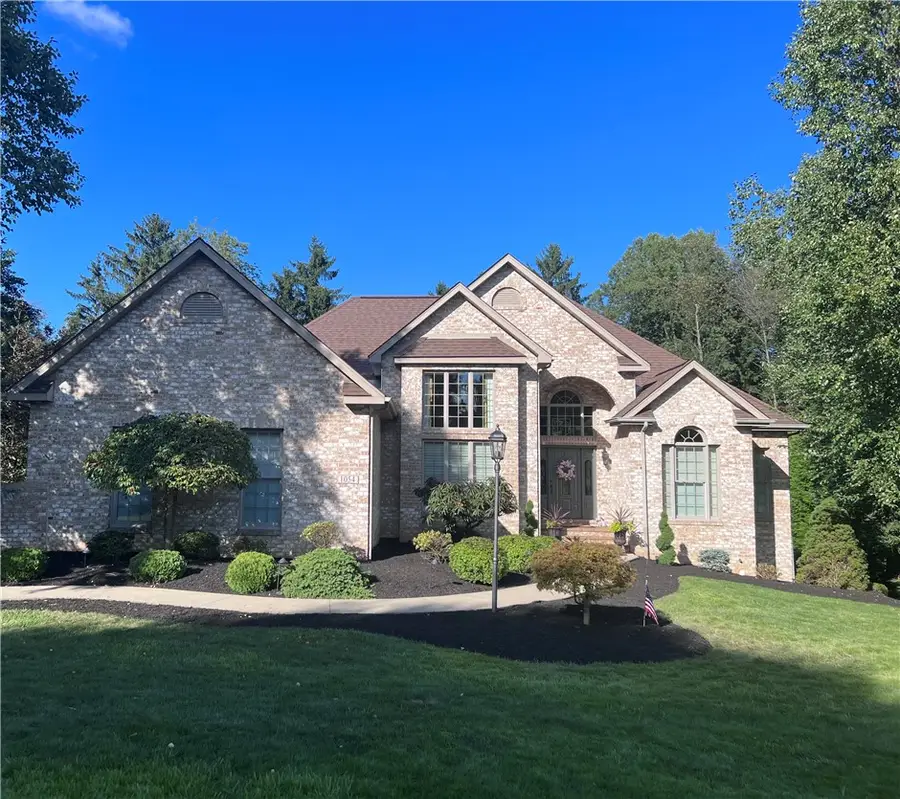 1054 Rimrock Rd, Greensburg, PA 15601 - #2