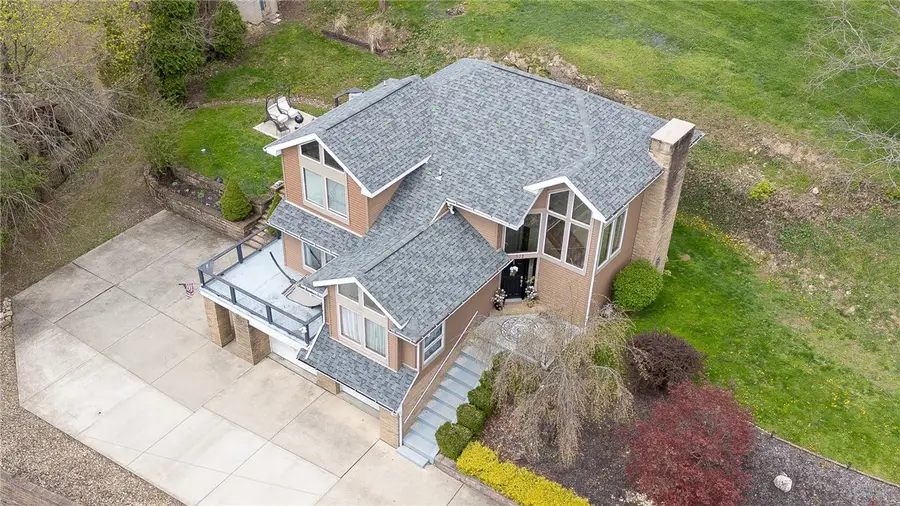 512 Argonne Blvd, Ellwood City, PA 16117 - #3