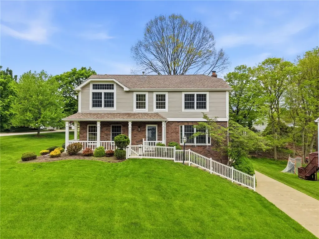 399 Limestone Dr, Bethel Park, PA 15102 - #1