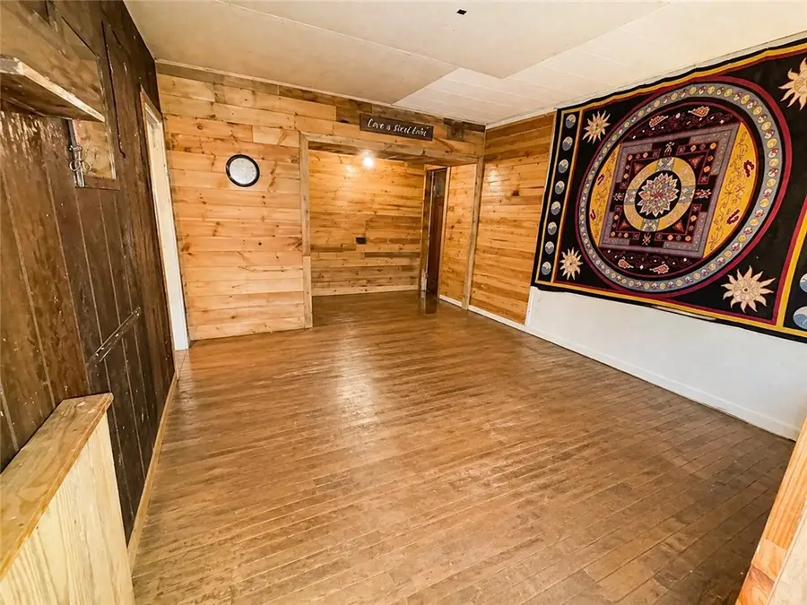 101 Fishpot Rd, Fredericktown, PA 15333 - #3