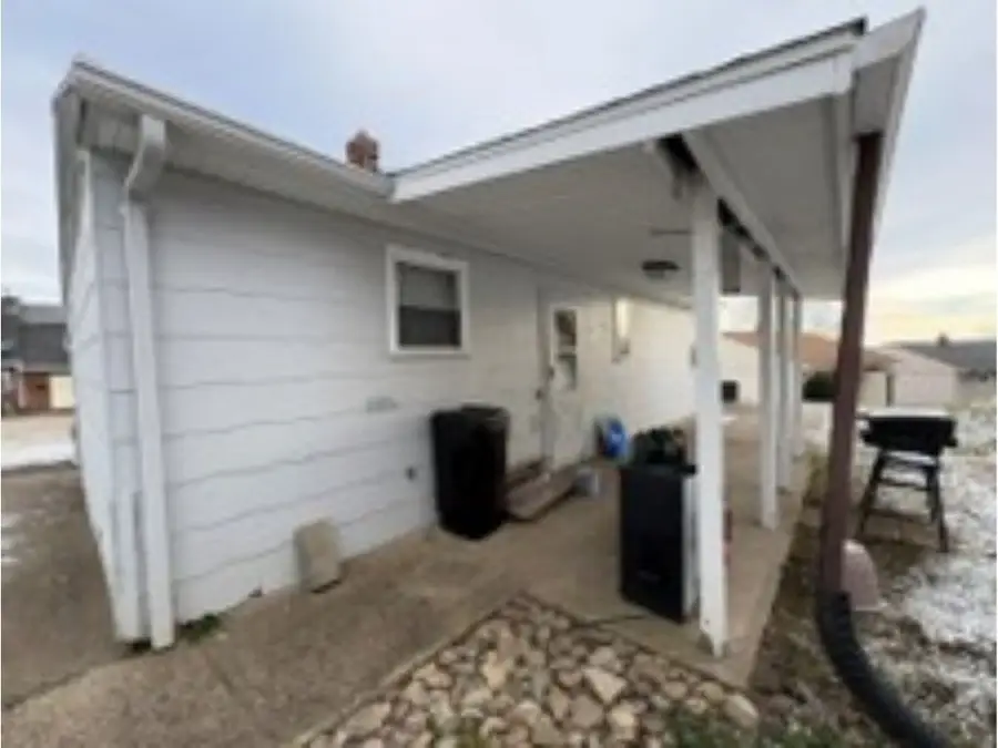 318 Dersam St, McKeesport, PA 15133 - #2