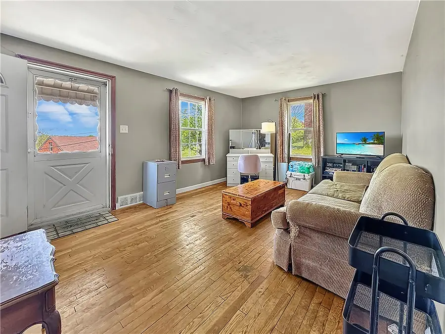2768 Glenny Lane, West Mifflin, PA 15122 - #3