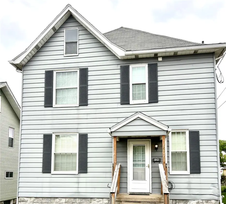 520 E Murphy Ave, Connellsville, PA 15425 - #1