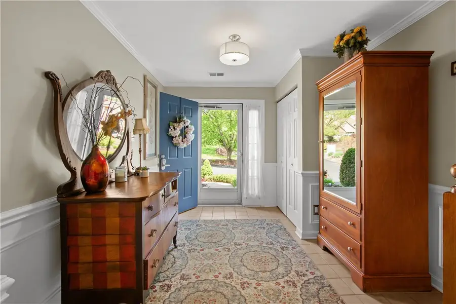 45 Hennig Drive, Pittsburgh, PA 15236 - #2