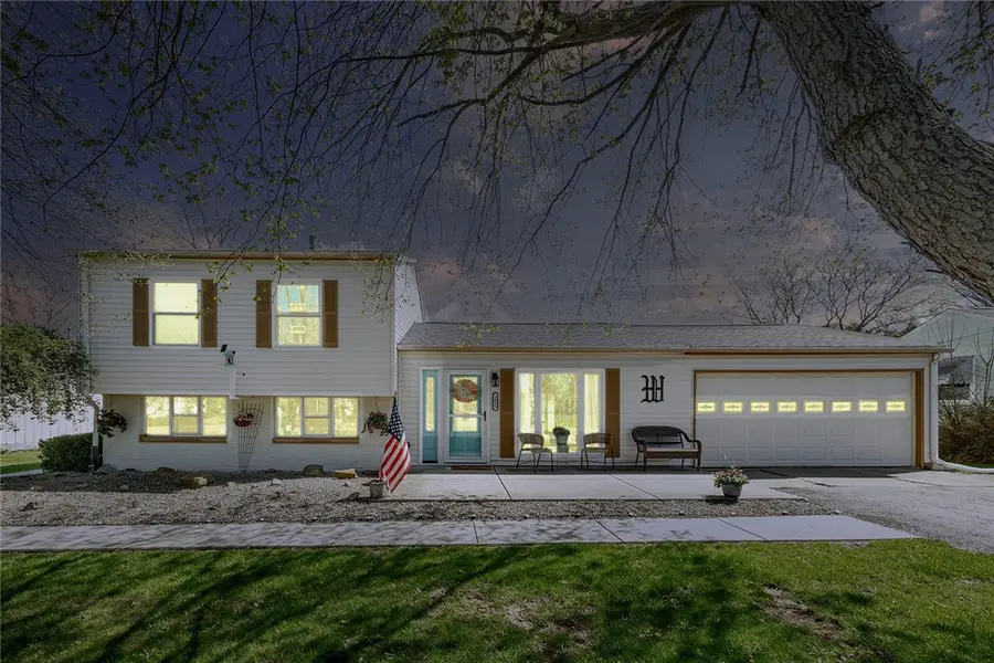 1013 Brentwood Dr, Greenville, PA 16125 - #2