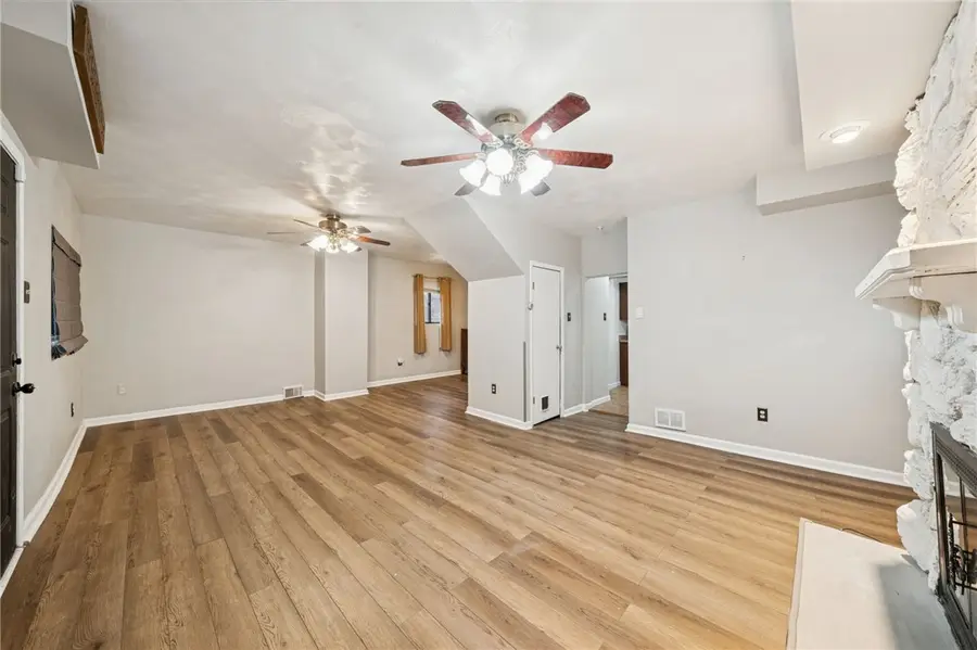 1423 Orangewood Ave, Pittsburgh, PA 15216 - #2