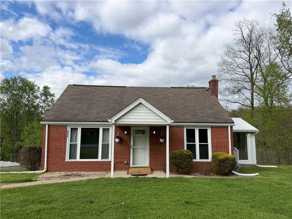 4330 Orchardview Dr, Allison Park, PA 15101 - #1