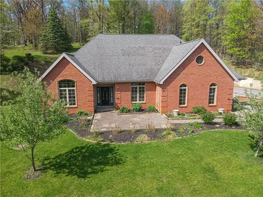 113 Whistle Pig Ln, Mars, PA 16046 - #2