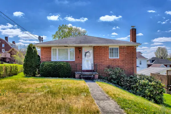 12 Barclay Street, Greensburg, PA 15601