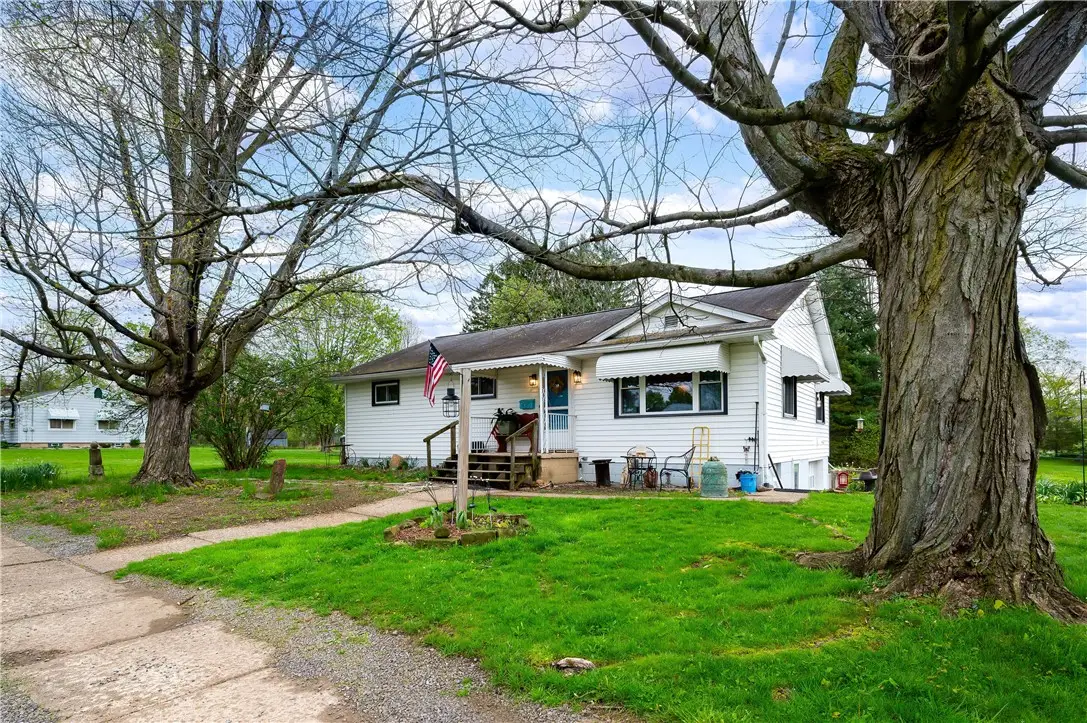 430 Flower Avenue, Grove City, PA 16127 - #1