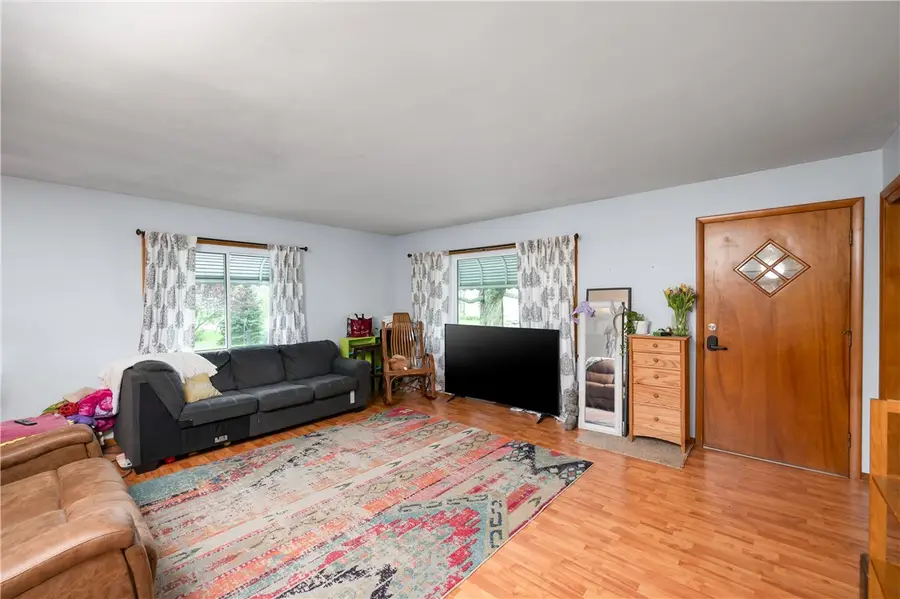 430 Flower Avenue, Grove City, PA 16127 - #3