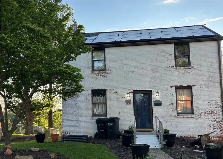 332 Mcclellan Dr, Pittsburgh, PA 15236 - #3