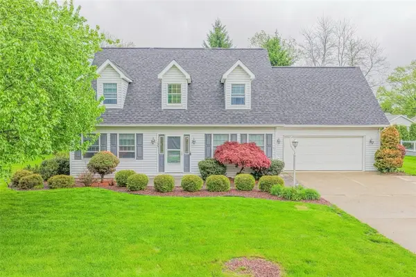 135 Shannon Drive, New Castle, PA 16105