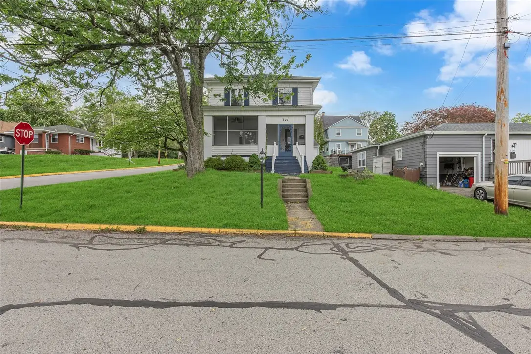 620 9th Ave, Beaver Falls, PA 15010 - #1