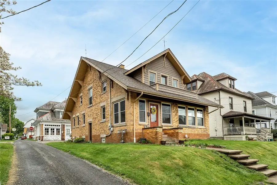 518 Stewart Ave., Grove City, PA 16127 - #2