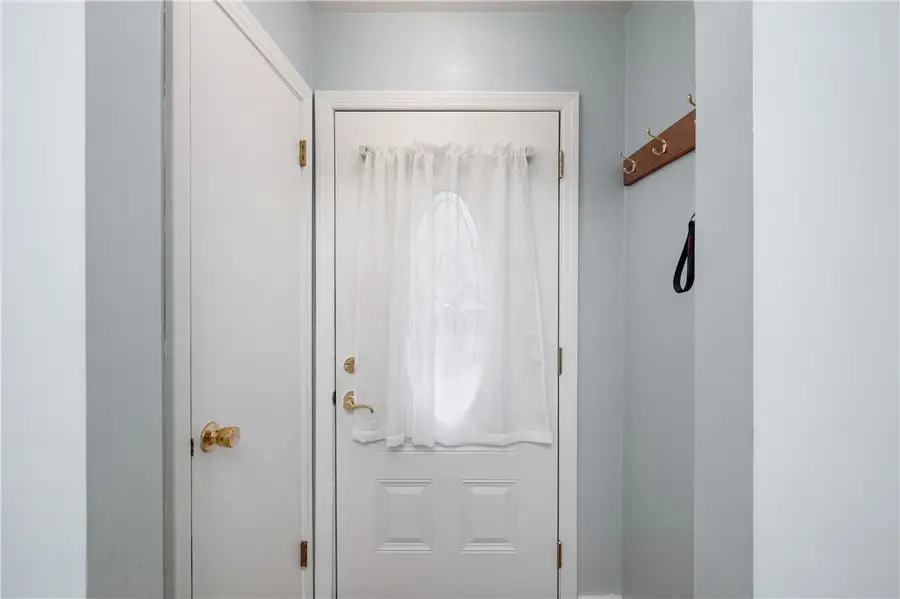 108 Main St, Ambridge, PA 15003 - #3