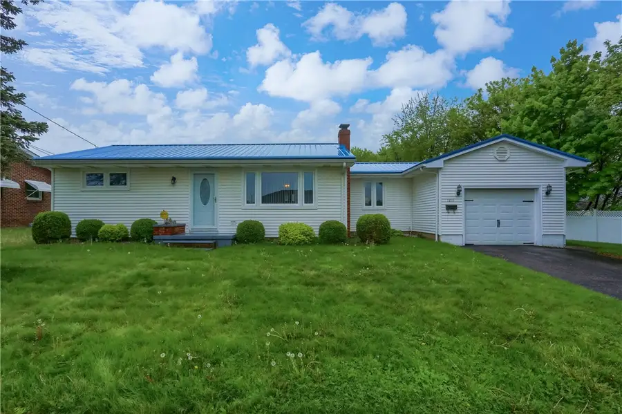 1211 Gale St, New Castle, PA 16101 - #2