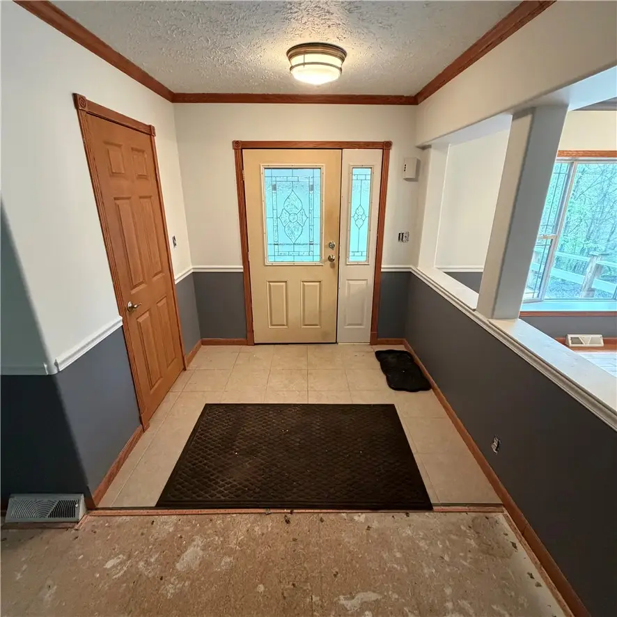 416 Crooks School Rd, Clinton, PA 15026 - #3