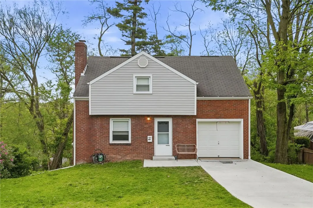 5644 Valleyview Drive, Bethel Park, PA 15102 - #1