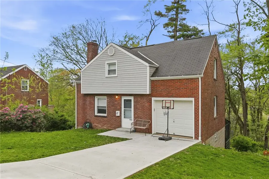 5644 Valleyview Drive, Bethel Park, PA 15102 - #2