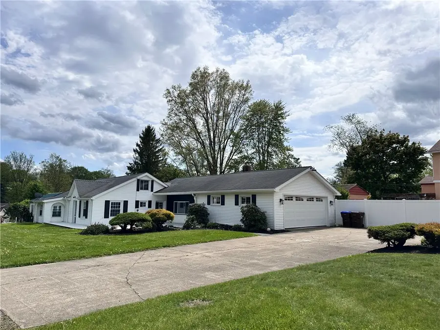 11753 Oakview Rd, Conneaut Lake, PA 16316 - #2