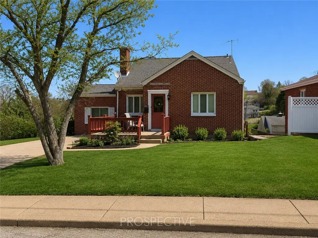 1300 Graham Ave, Monessen, PA 15062 - #1