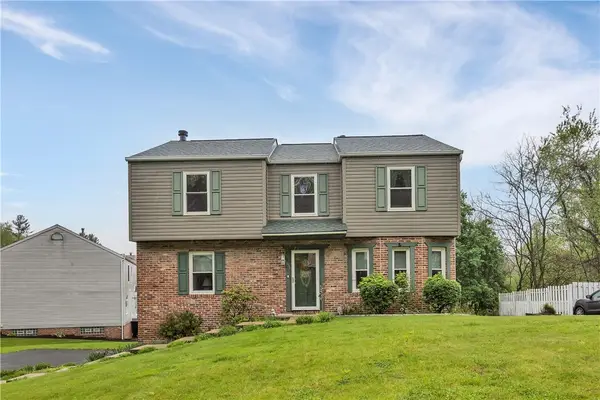 156 Dinwiddie Dr, New Kensington, PA 15068