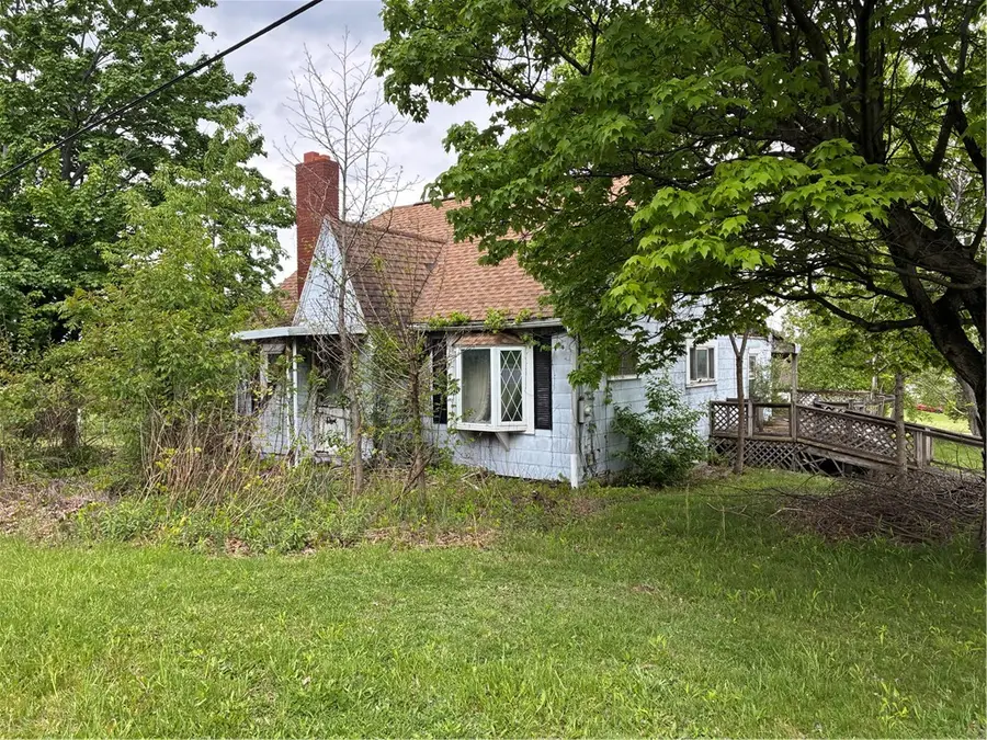 105 Lentz Rd, Latrobe, PA 15650 - #3