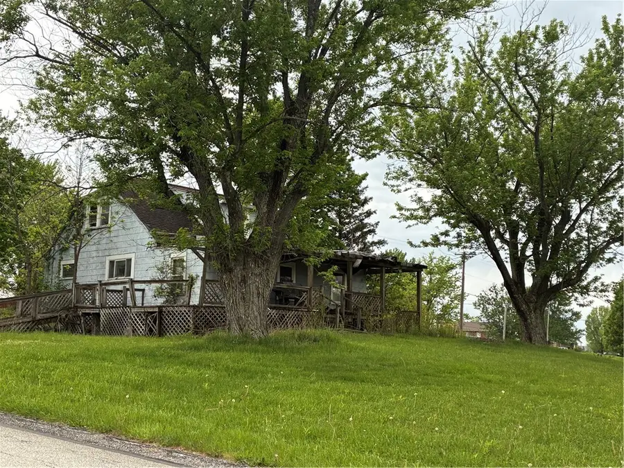 105 Lentz Rd, Latrobe, PA 15650 - #2