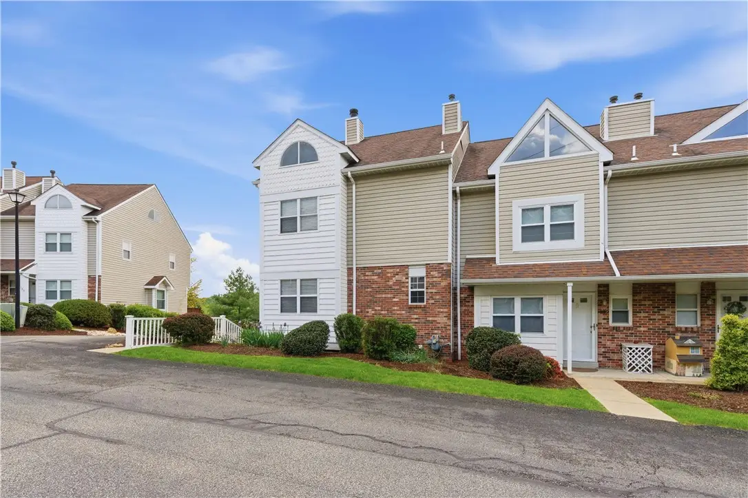 137 Old Village Lane, Bethel Park, PA 15102 - #1