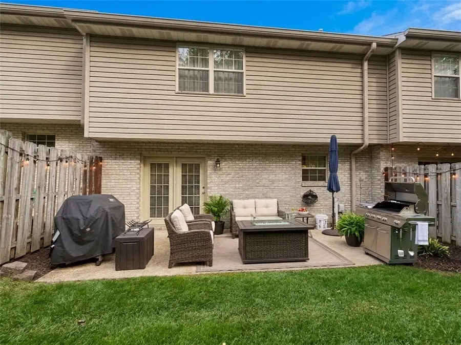 511 Parkview Drive, Pittsburgh, PA 15236 - #2