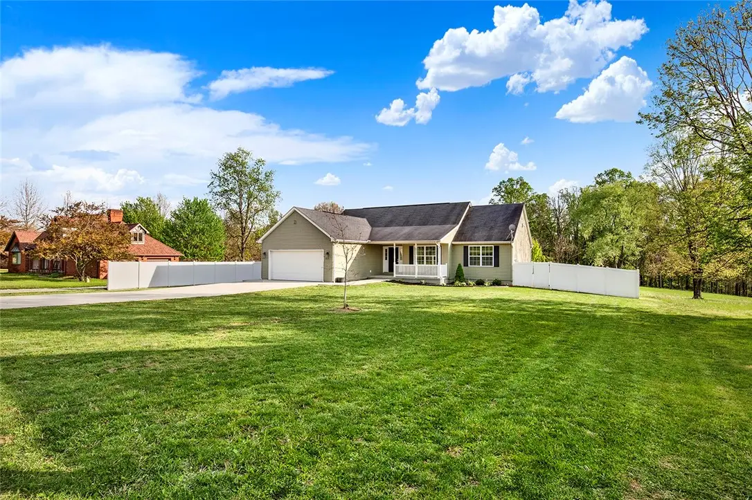 667 Old Frame Rd, Smithfield, PA 15478 - #1