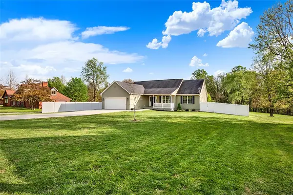 667 Old Frame Rd, Smithfield, PA 15478