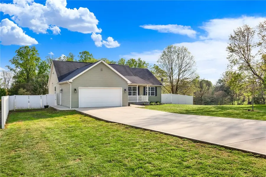 667 Old Frame Rd, Smithfield, PA 15478 - #2