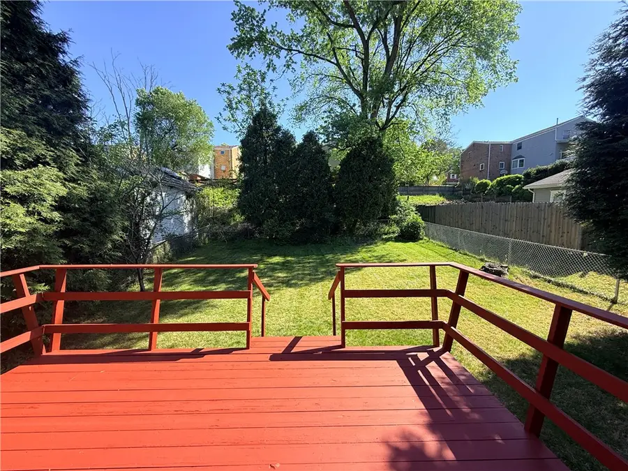91 Poplar St, Crafton, PA 15205 - #3