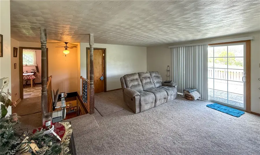 401 Beefalo Rd, Ford City, PA 16226 - #3