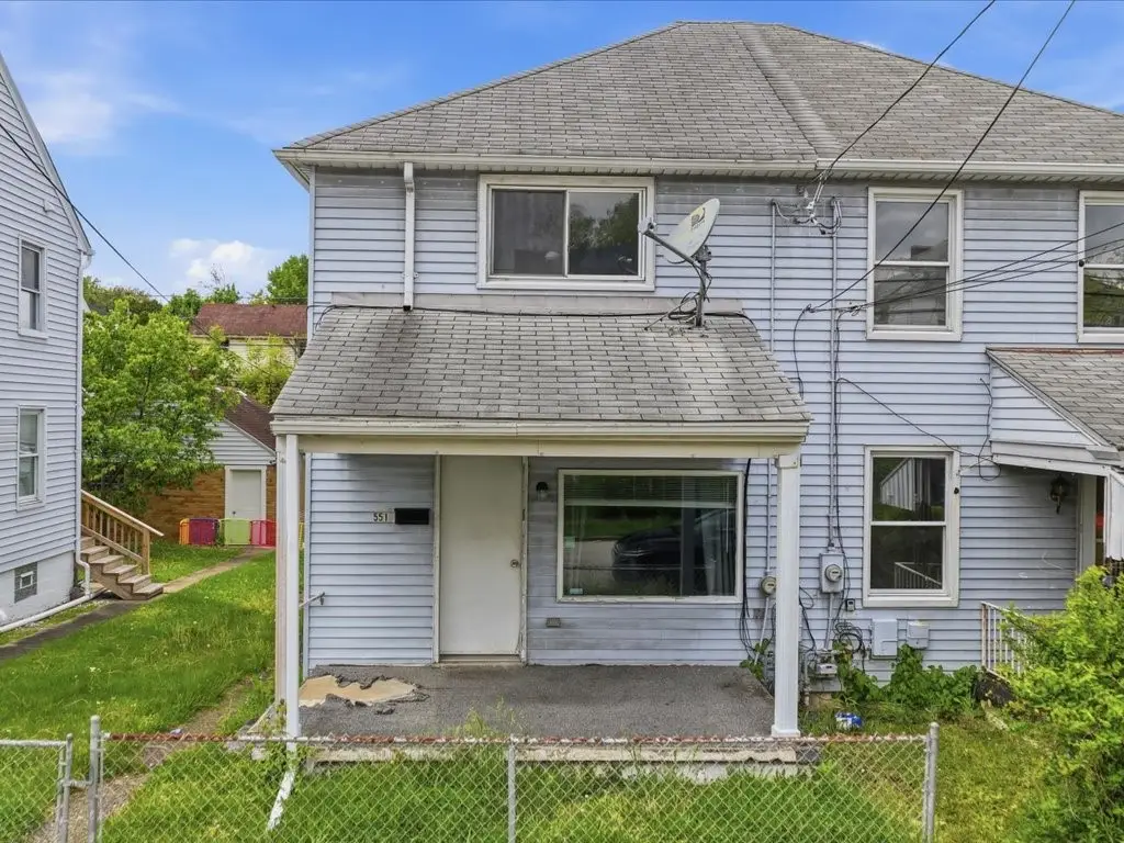 551 Farnsworth Ave, Clairton, PA 15025 - #1