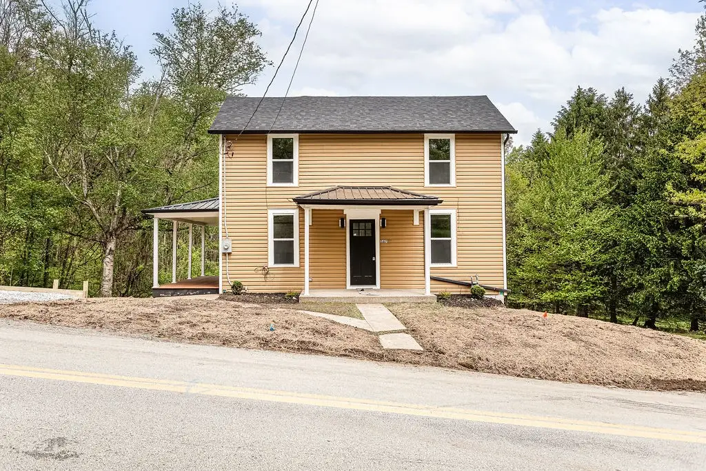 587 Upper Middletown Road, Smock, PA 15480 - #1