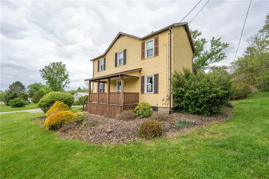 1566 Keystone Park Rd, New Alexandria, PA 15670 - #2