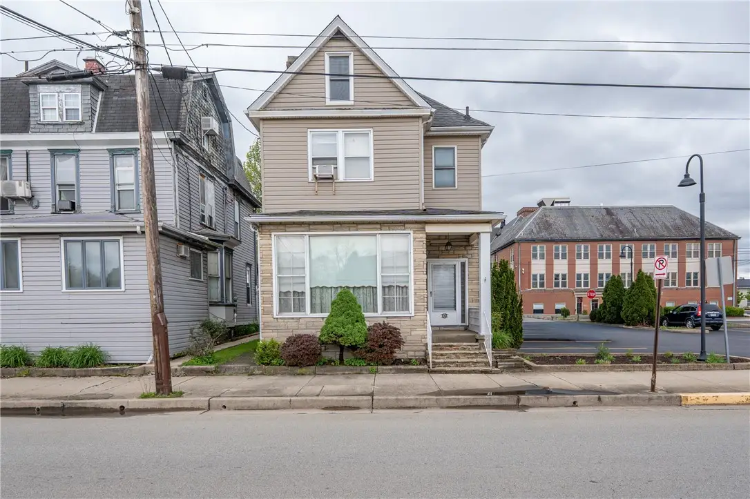 431 Depot St, Latrobe, PA 15650 - #1