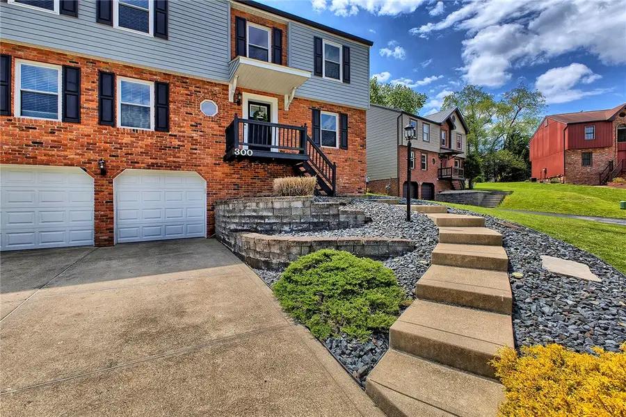 300 Burning Oaks Drive, Irwin, PA 15642 - #2