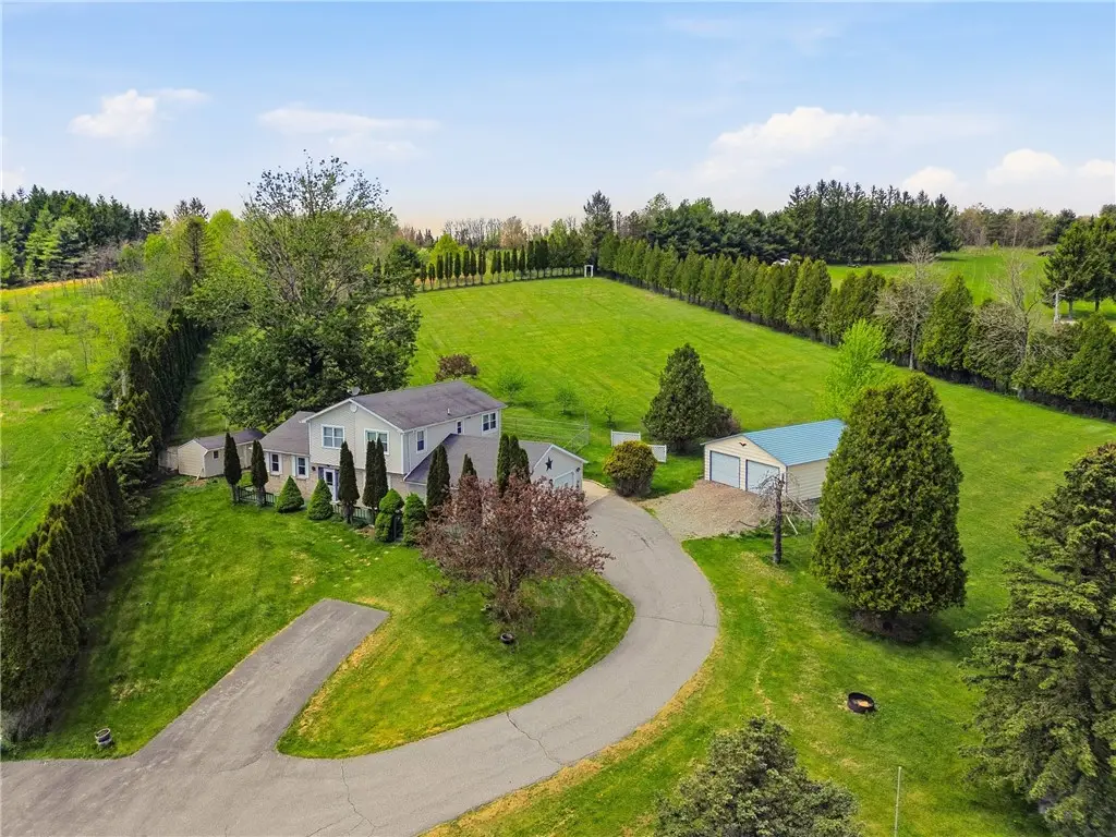 1144 Huckleberry Hwy, Stonycreek, PA 15926 - #1