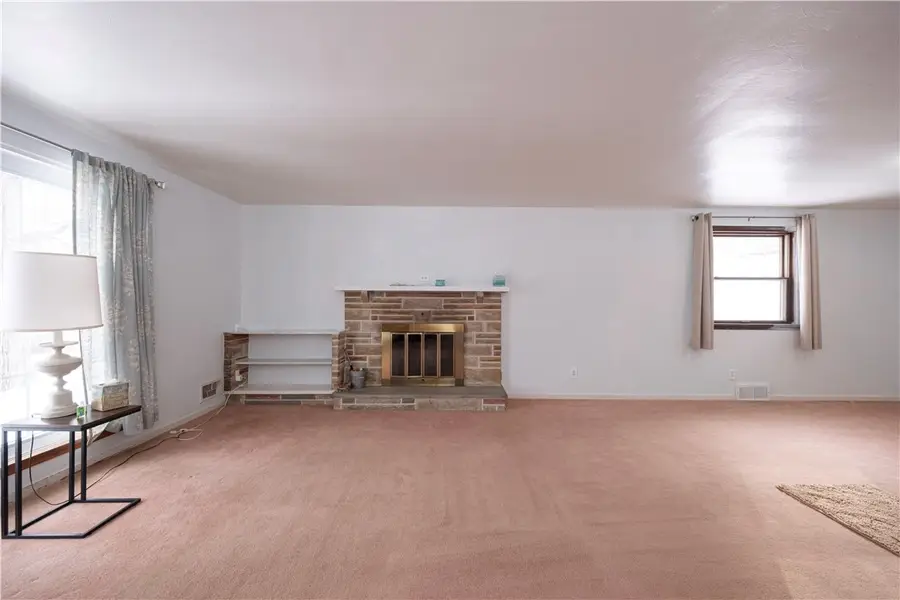204 Pike St, Pittsburgh, PA 15235 - #2