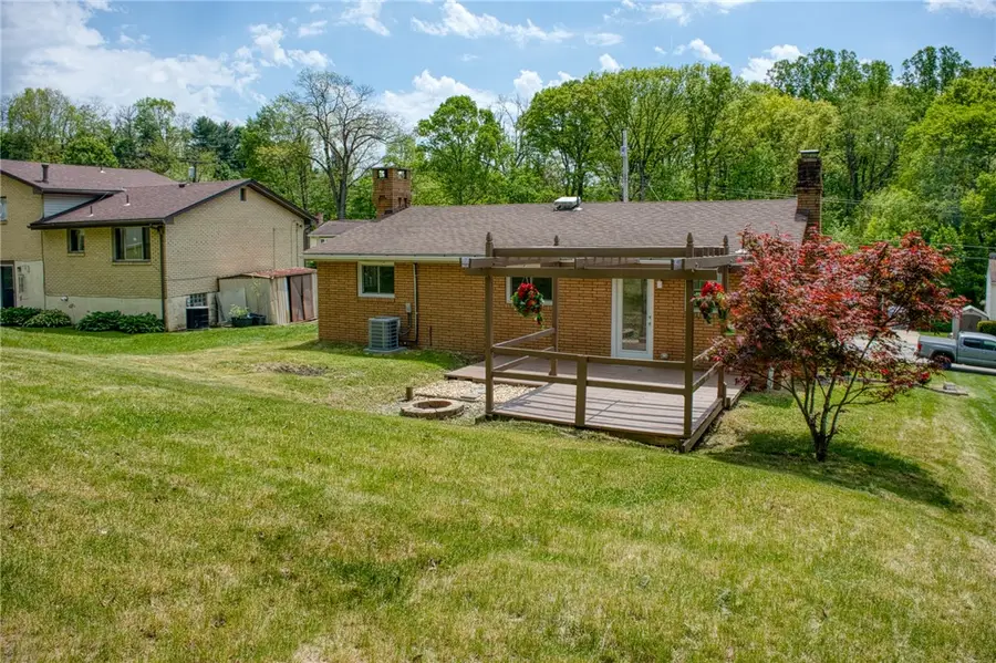 417 Diehl Dr, McKeesport, PA 15132 - #3