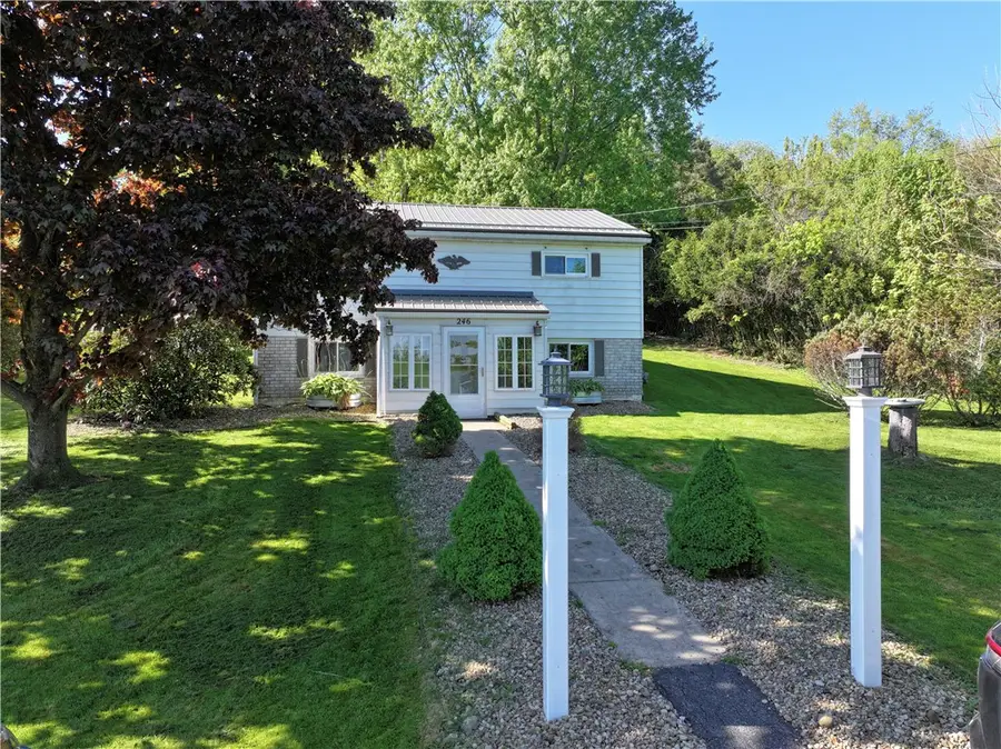 246 Pine Dr, Butler, PA 16002 - #2