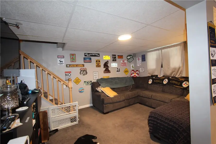 4003 Everlawn Street, West Mifflin, PA 15122 - #3